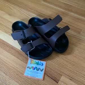 Wmns Birki’s size 5